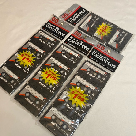 Vintage Digitech 60 minute low noise cassettes 3 packs of four, 1 pack of three - Picture 2 of 5